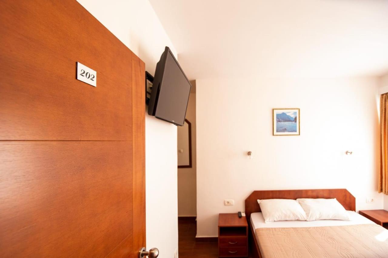 Iper 3* Budva